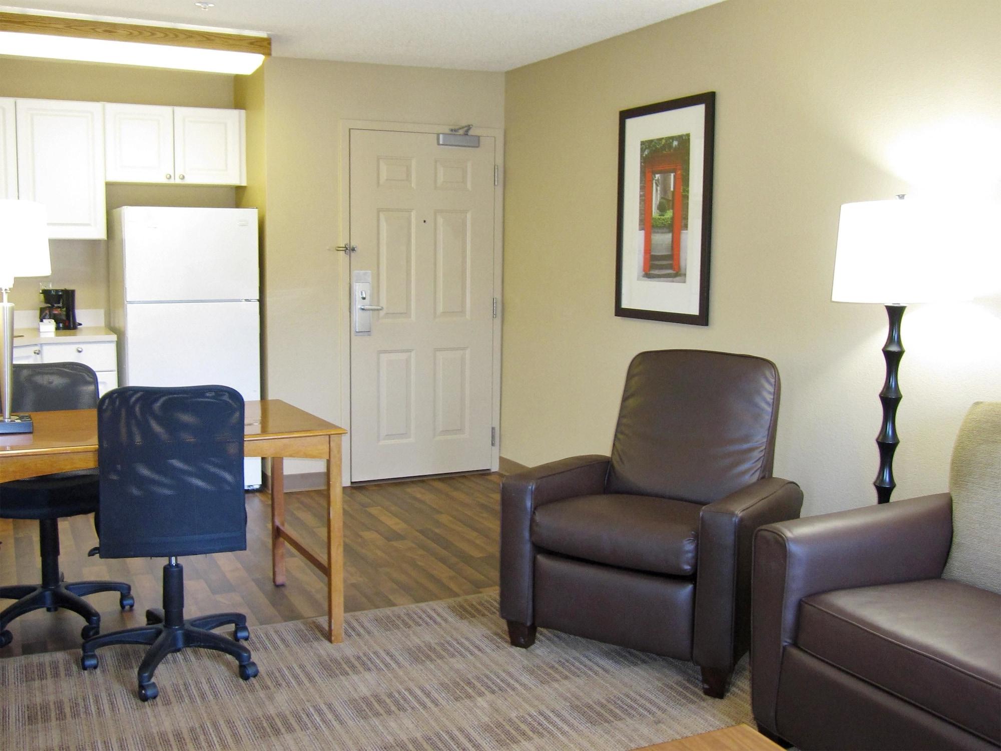 Extended Stay America Suites - Chicago - O'Hare - Allstate Arena Де Плейнс Екстериор снимка