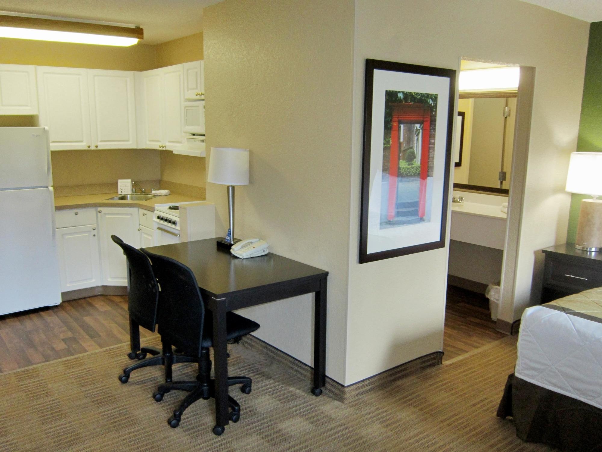 Extended Stay America Suites - Chicago - O'Hare - Allstate Arena Де Плейнс Екстериор снимка