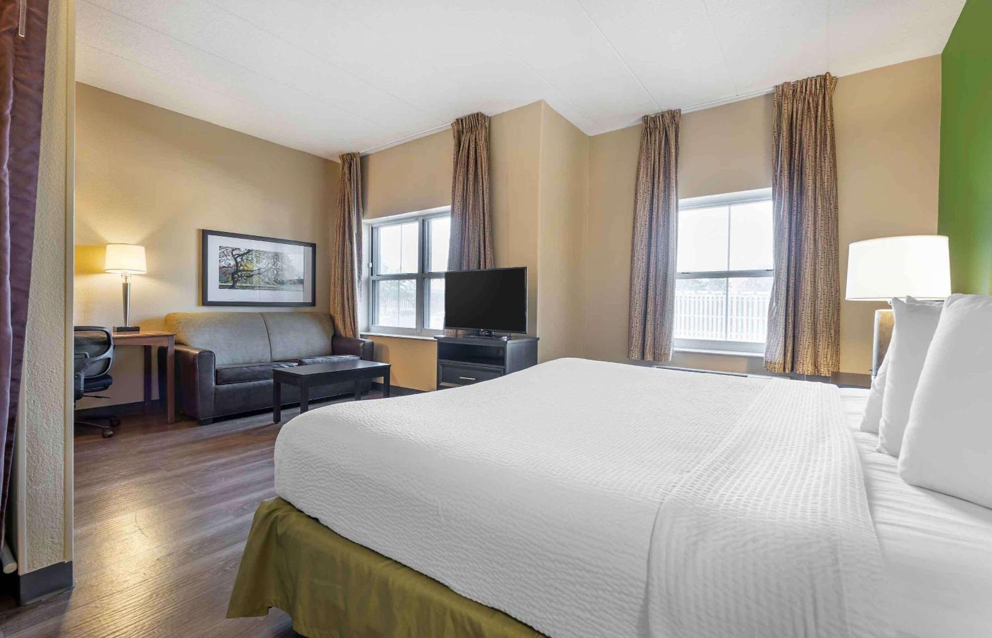 Extended Stay America Suites - Chicago - O'Hare - Allstate Arena Де Плейнс Екстериор снимка