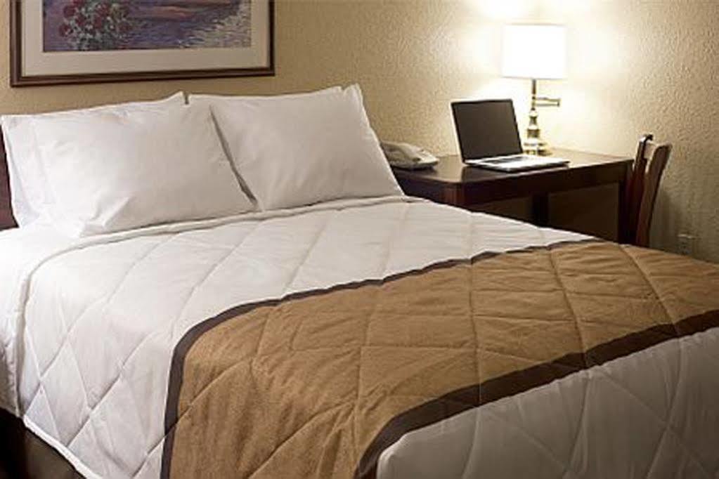 Extended Stay America Suites - Chicago - O'Hare - Allstate Arena Де Плейнс Екстериор снимка